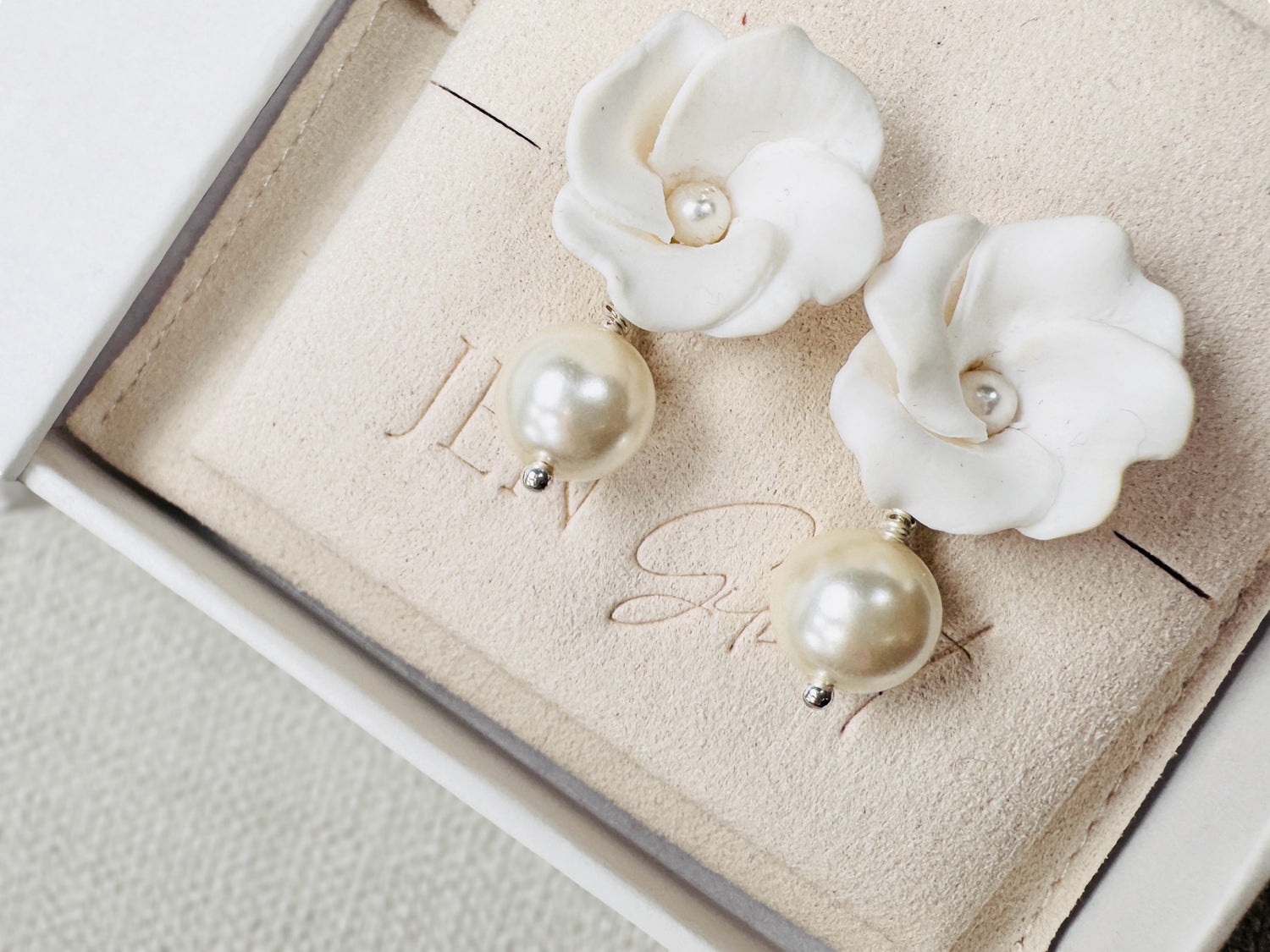 Eleanor Earrings