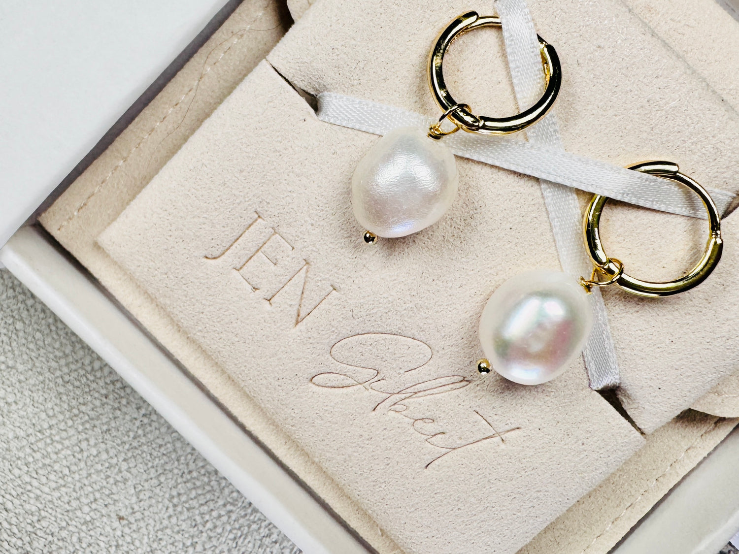 Luna Earrings