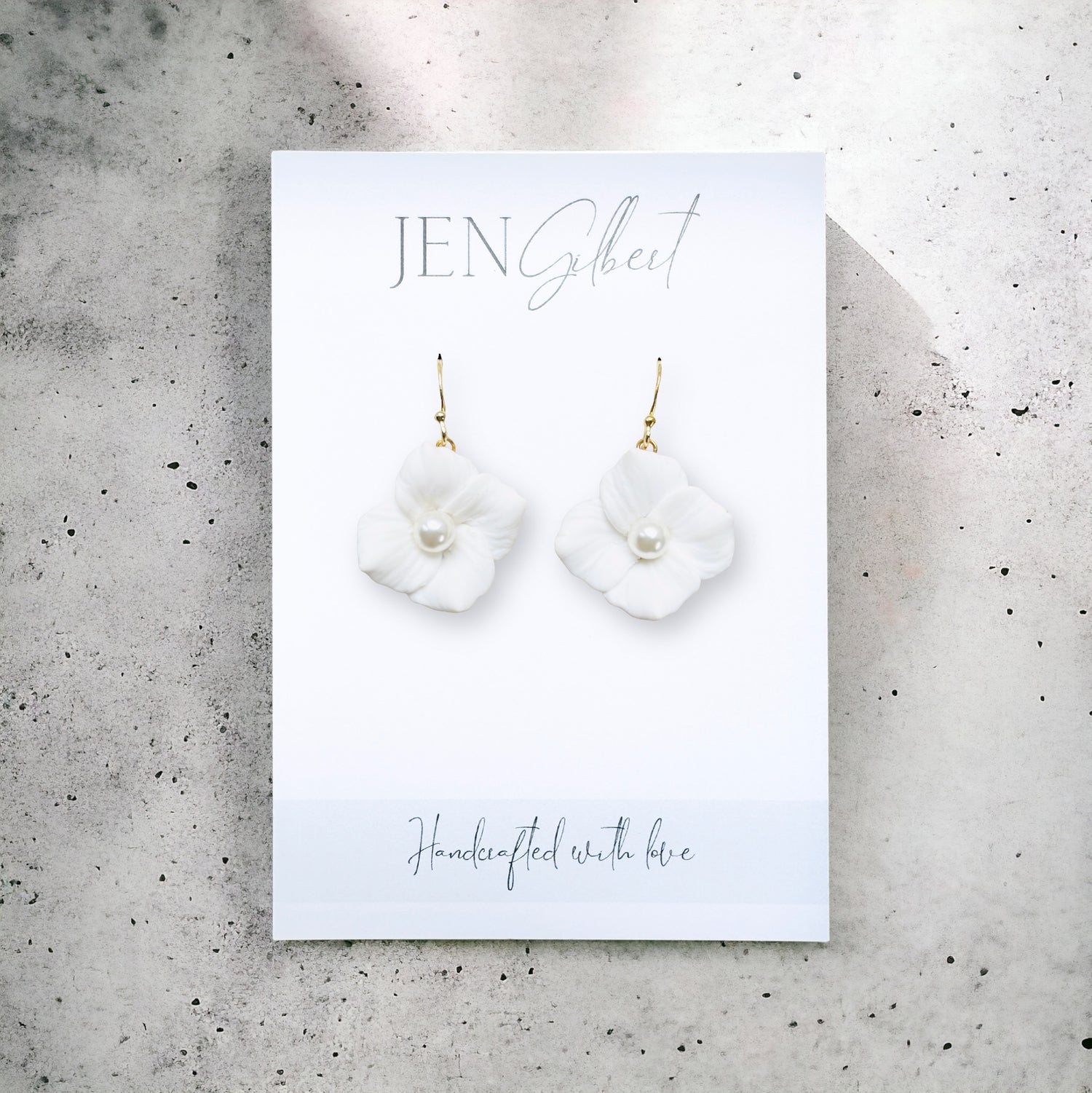Faye Pearl Earrings