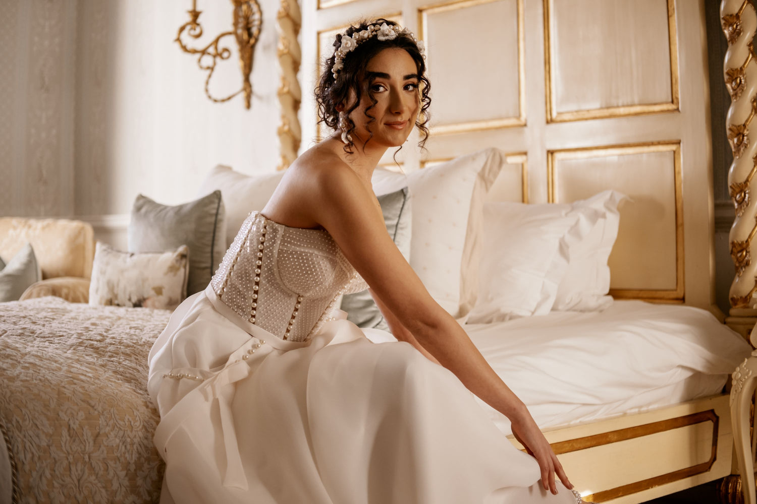 Pearls Everywhere: The 2024 Bridal Trend You'll Adore