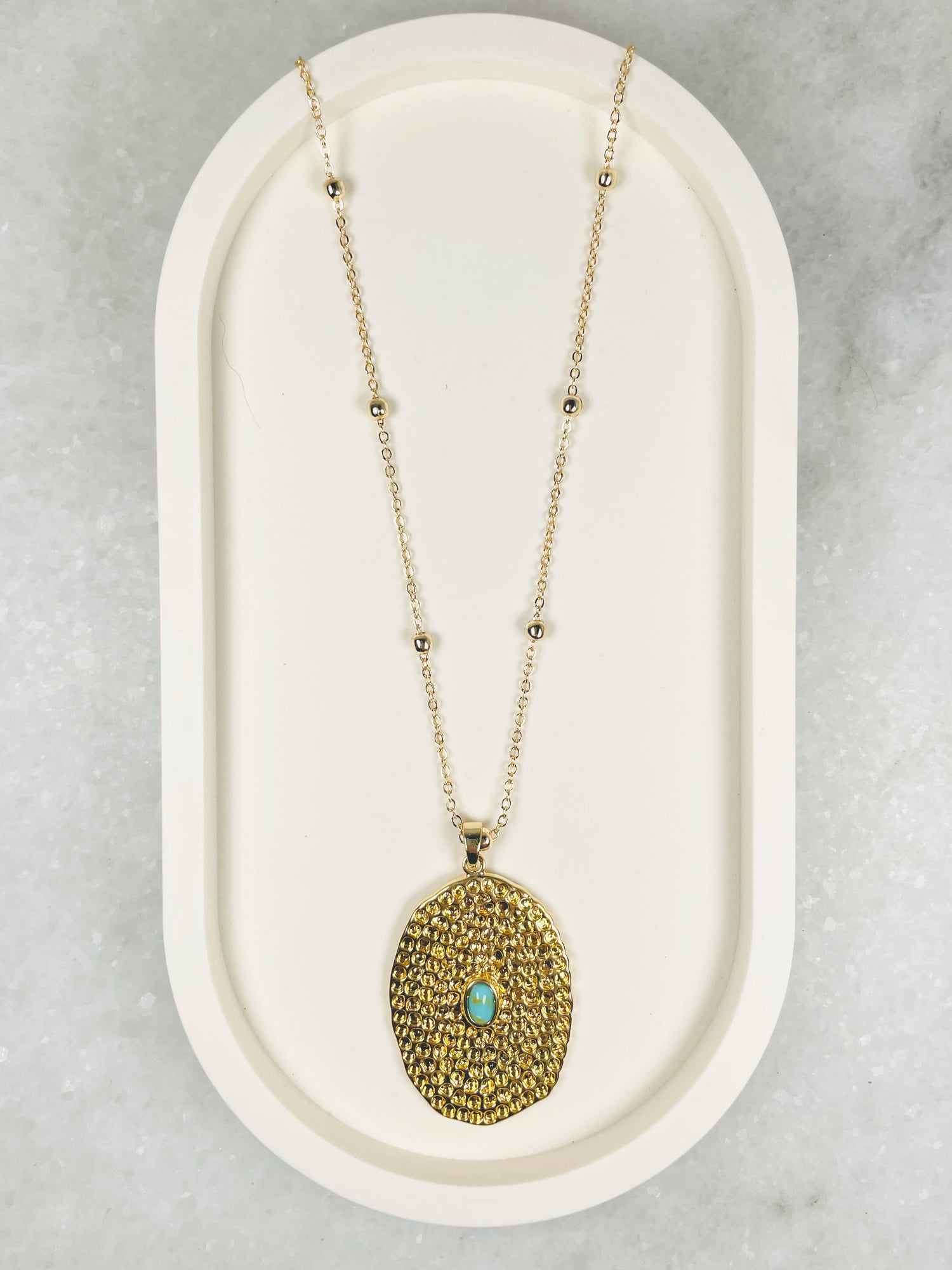 Turquoise medalion pendant